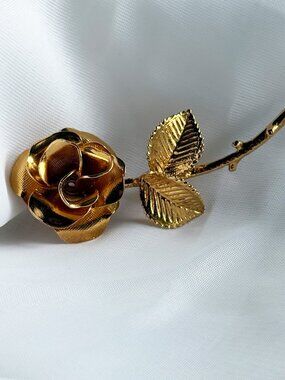 Vintage Gold Tone Rose Brooch